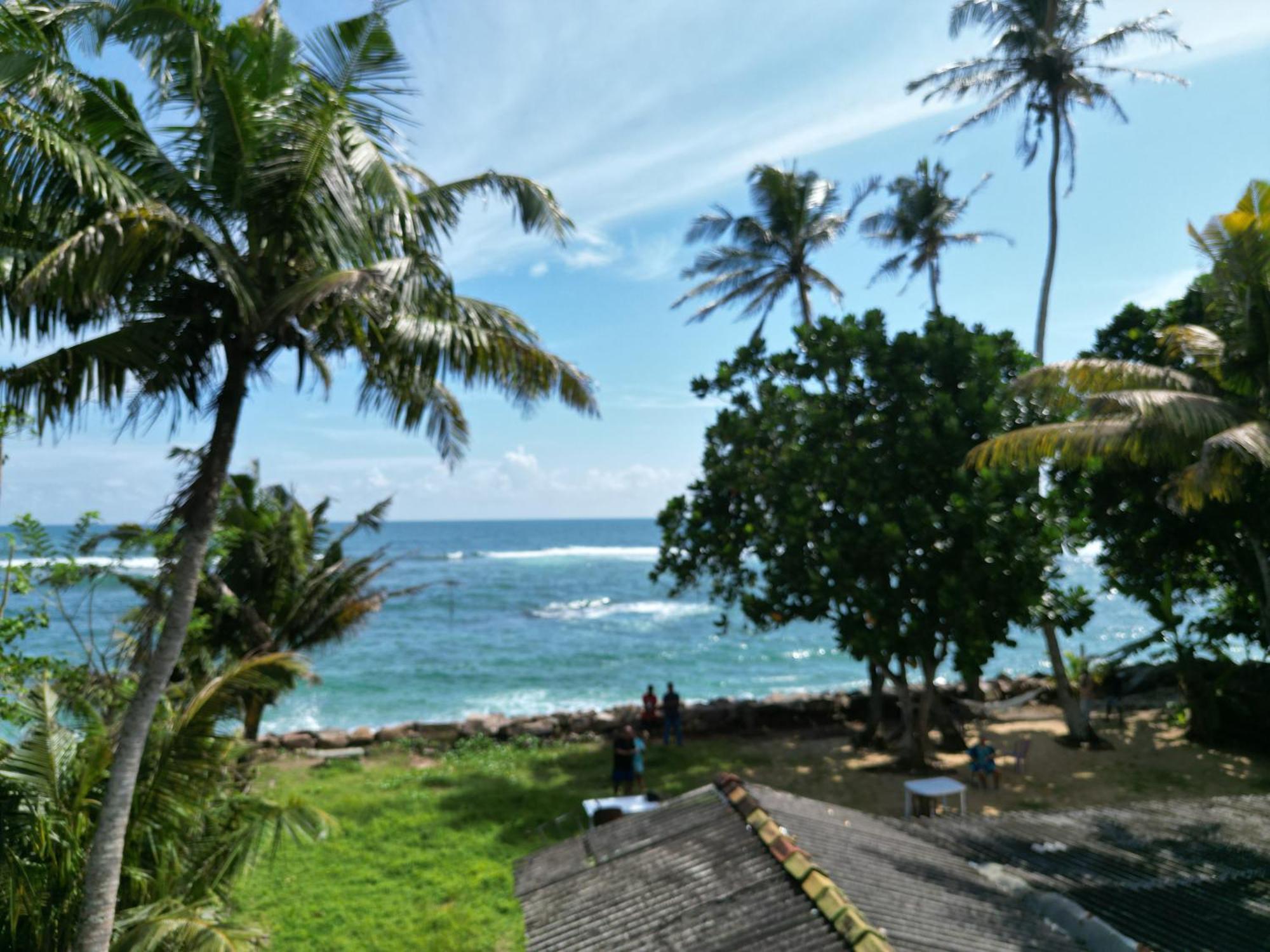 Together Beach House Midigama East Exterior photo
